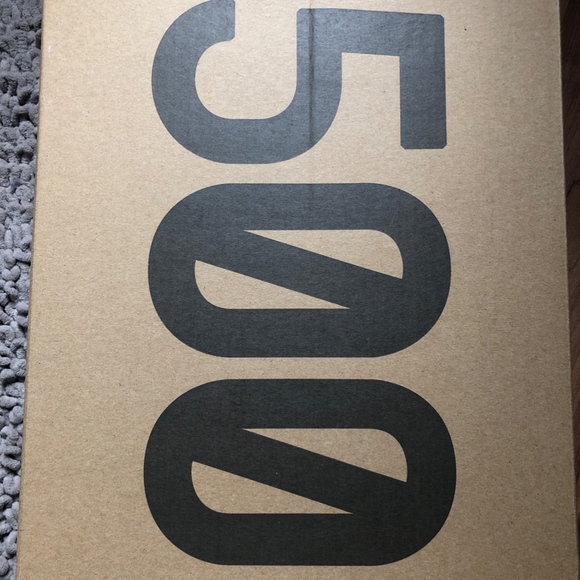 Yeezy 500 Salt - Picture 8 of 8